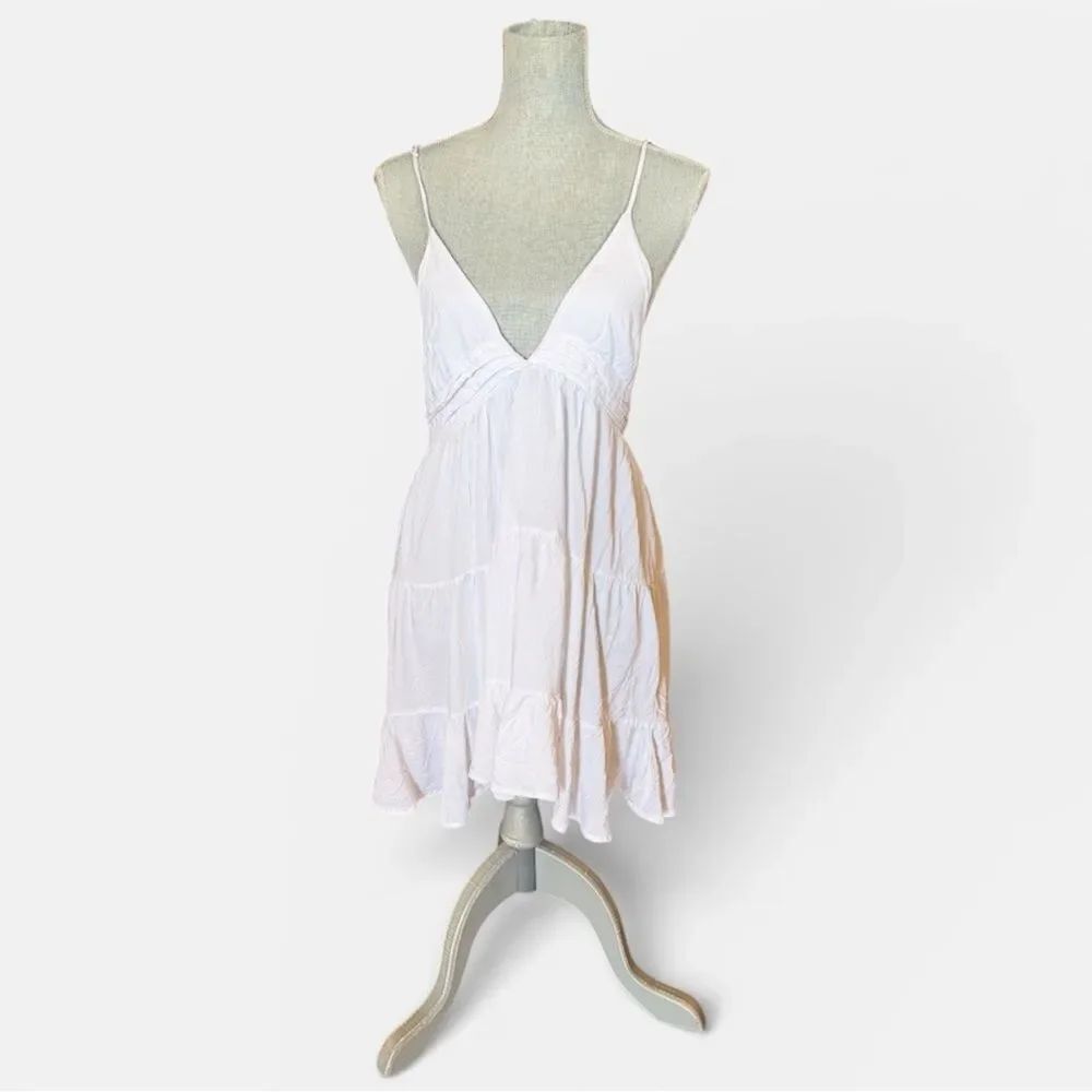 White Spaghetti Strap V-Neck nightgown M (6022A)